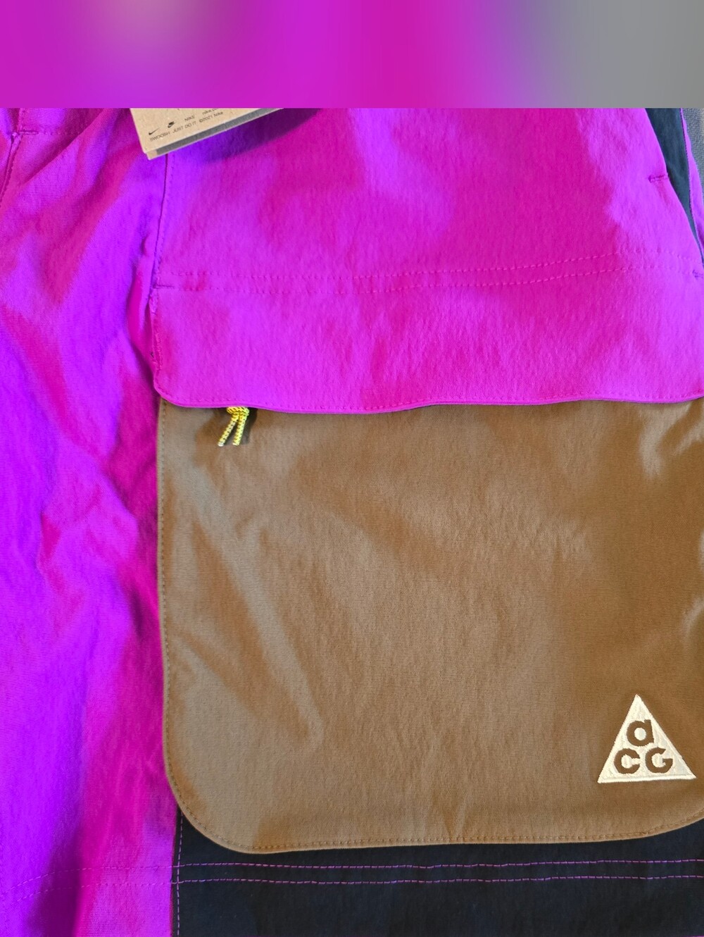 Nike ACG Smith Summit Colorblock Outdoor Shorts - Fuchsia & Brown - Picture 2 of 3